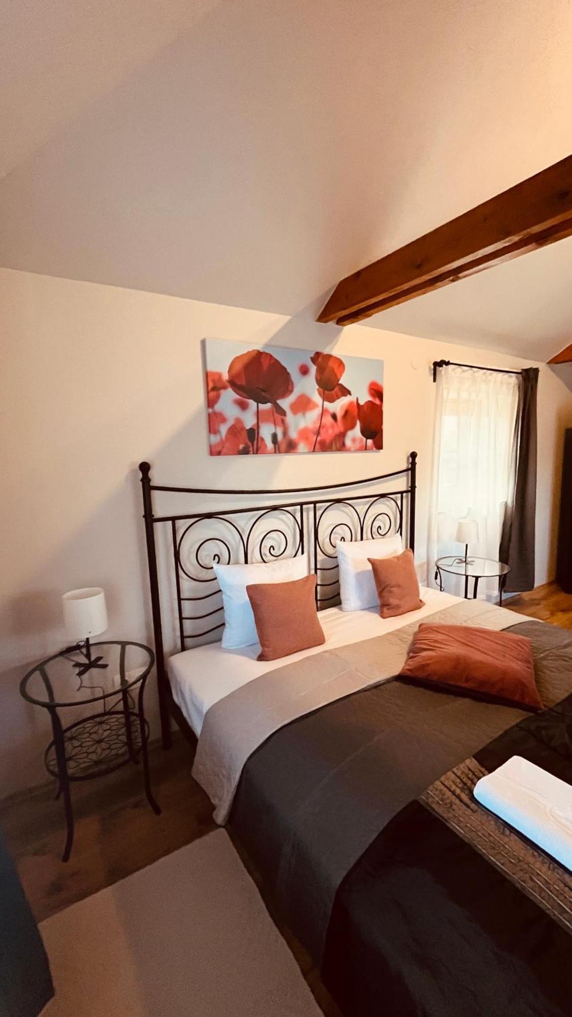 Strigonia Apartman Esztergom Esterno foto