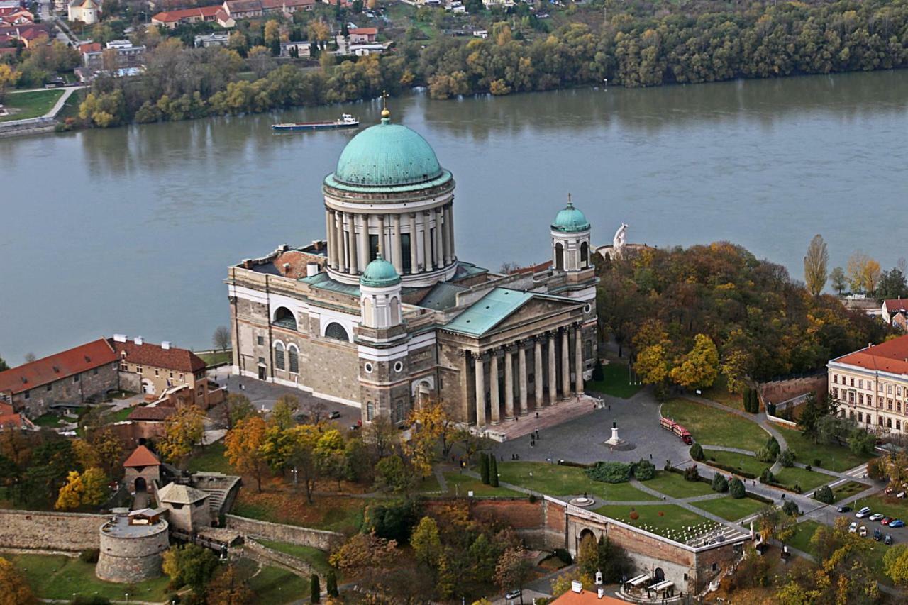 Strigonia Apartman Esztergom Esterno foto